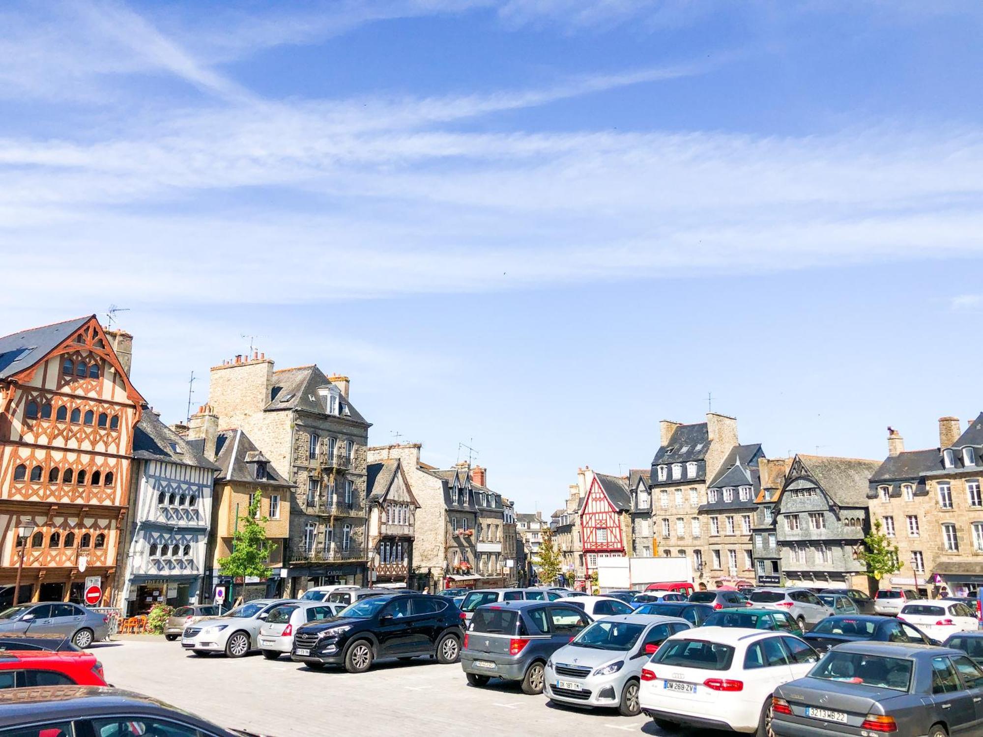 New: Agreable & Lumineux *Gare* Apartment Guingamp Exterior photo