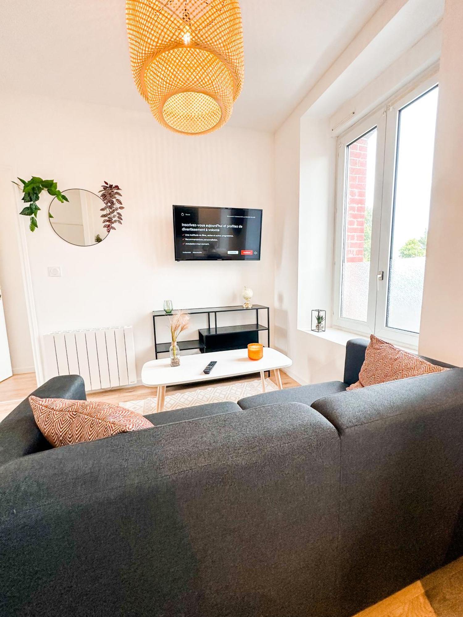 New: Agreable & Lumineux *Gare* Apartment Guingamp Exterior photo