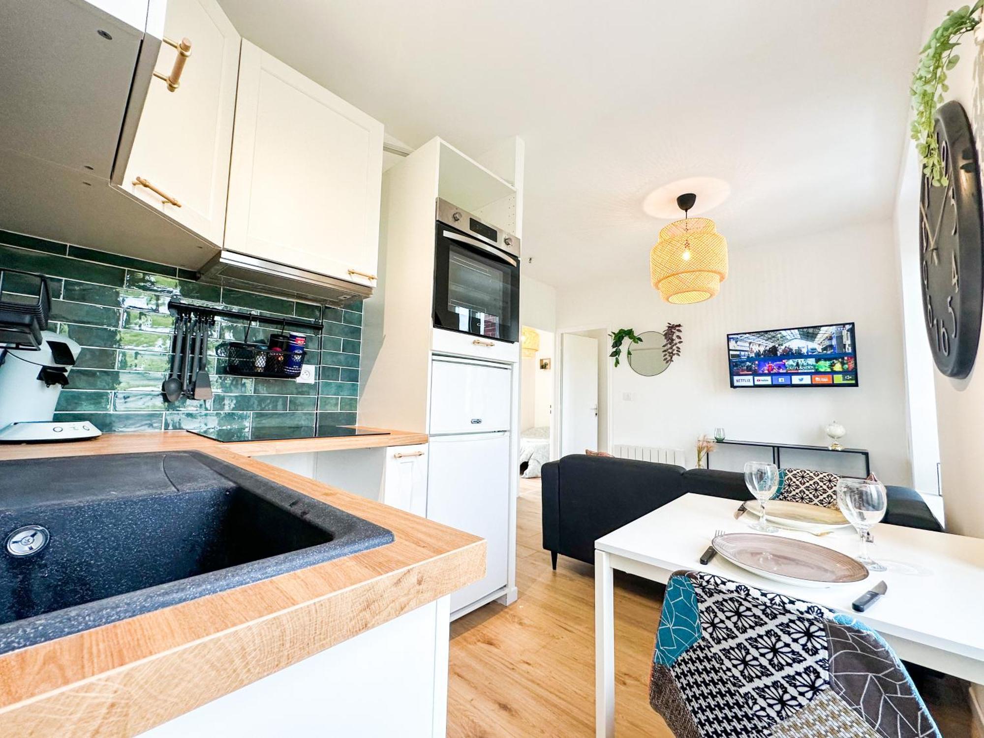 New: Agreable & Lumineux *Gare* Apartment Guingamp Exterior photo